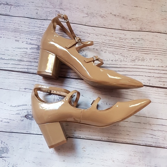 Tahari Shoes - Tahari Pump Heels